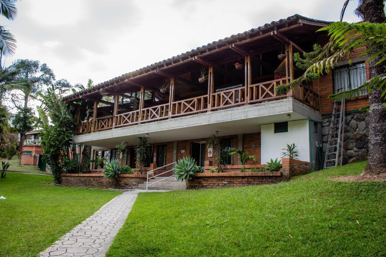 Hospedaje Ecoturistico Villa Carolina Santa Rosa de Cabal Exterior photo